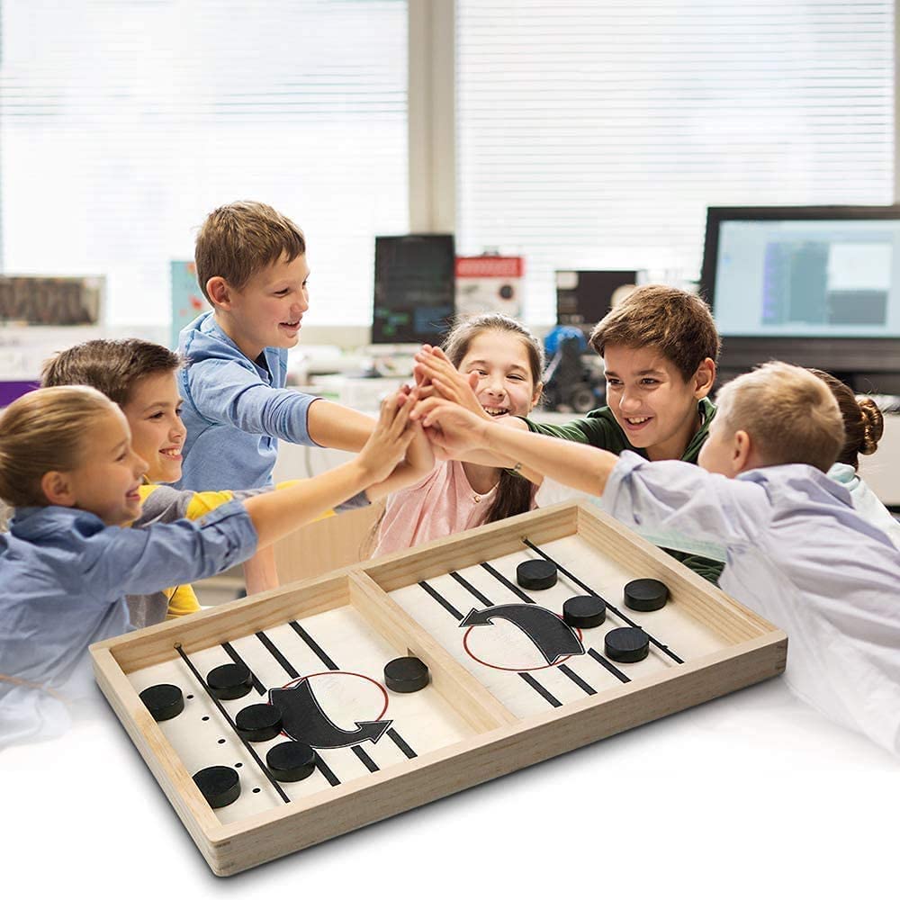 Wembley Fastest Finger First Board Game – Wooden String Hockey Sling Puck